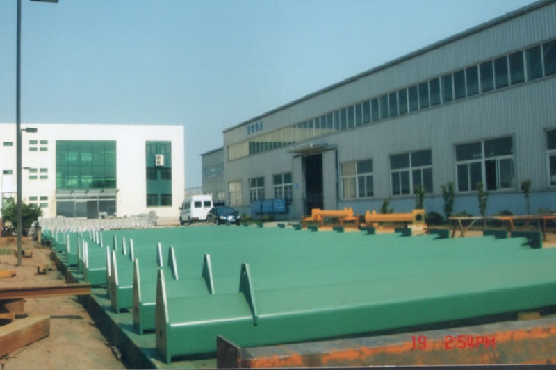 悬臂起重机立柱