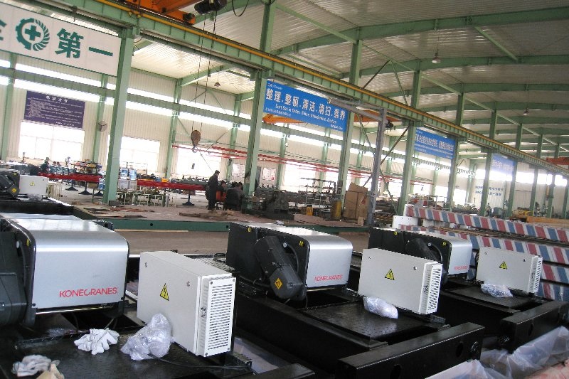 起重机控制机构出厂前检验调试